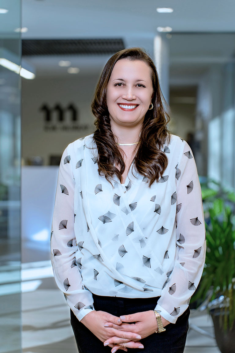 Ana_Orndorff_Headshot2_web