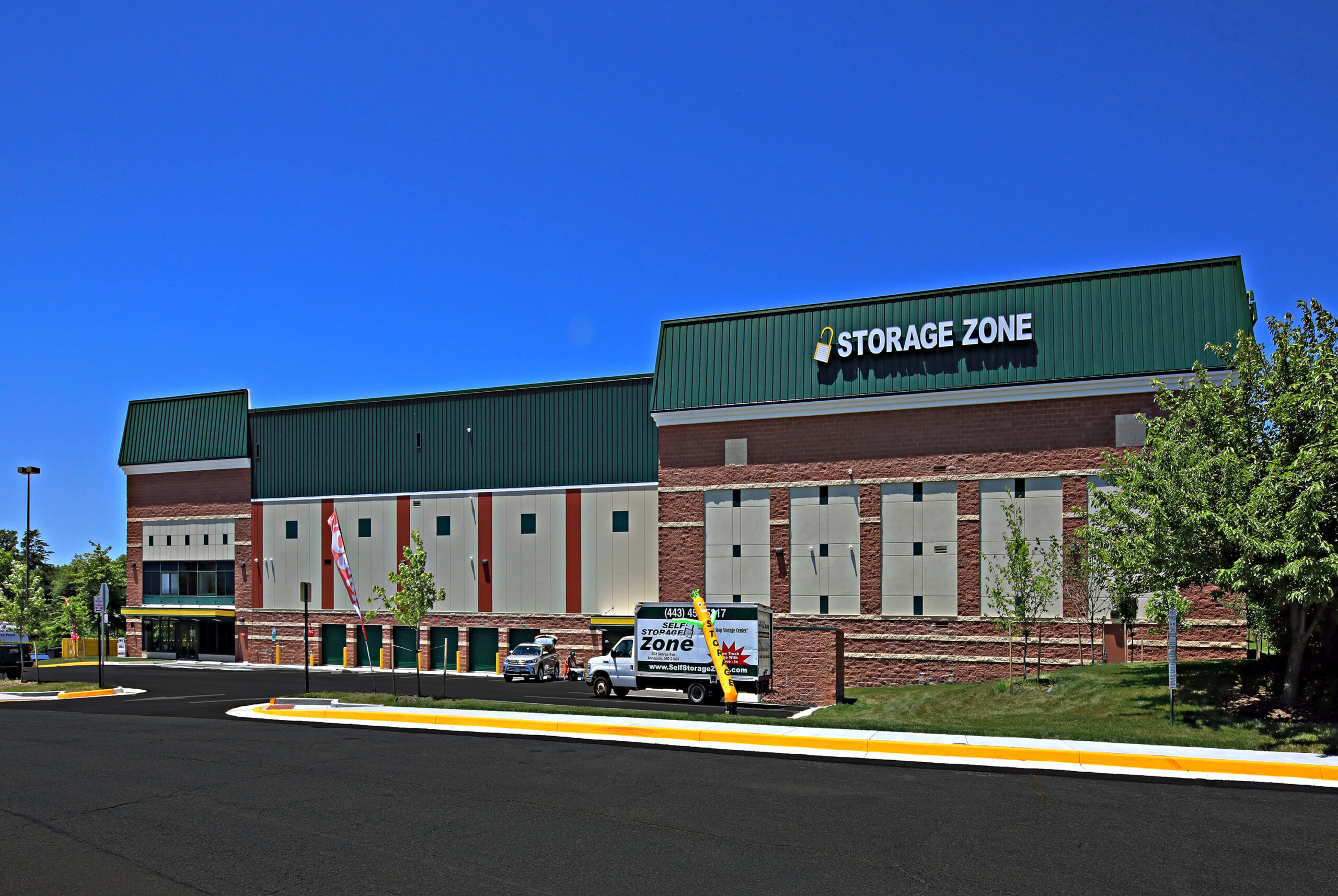 storage-zone-self-storage-8835-061119-lkg-w