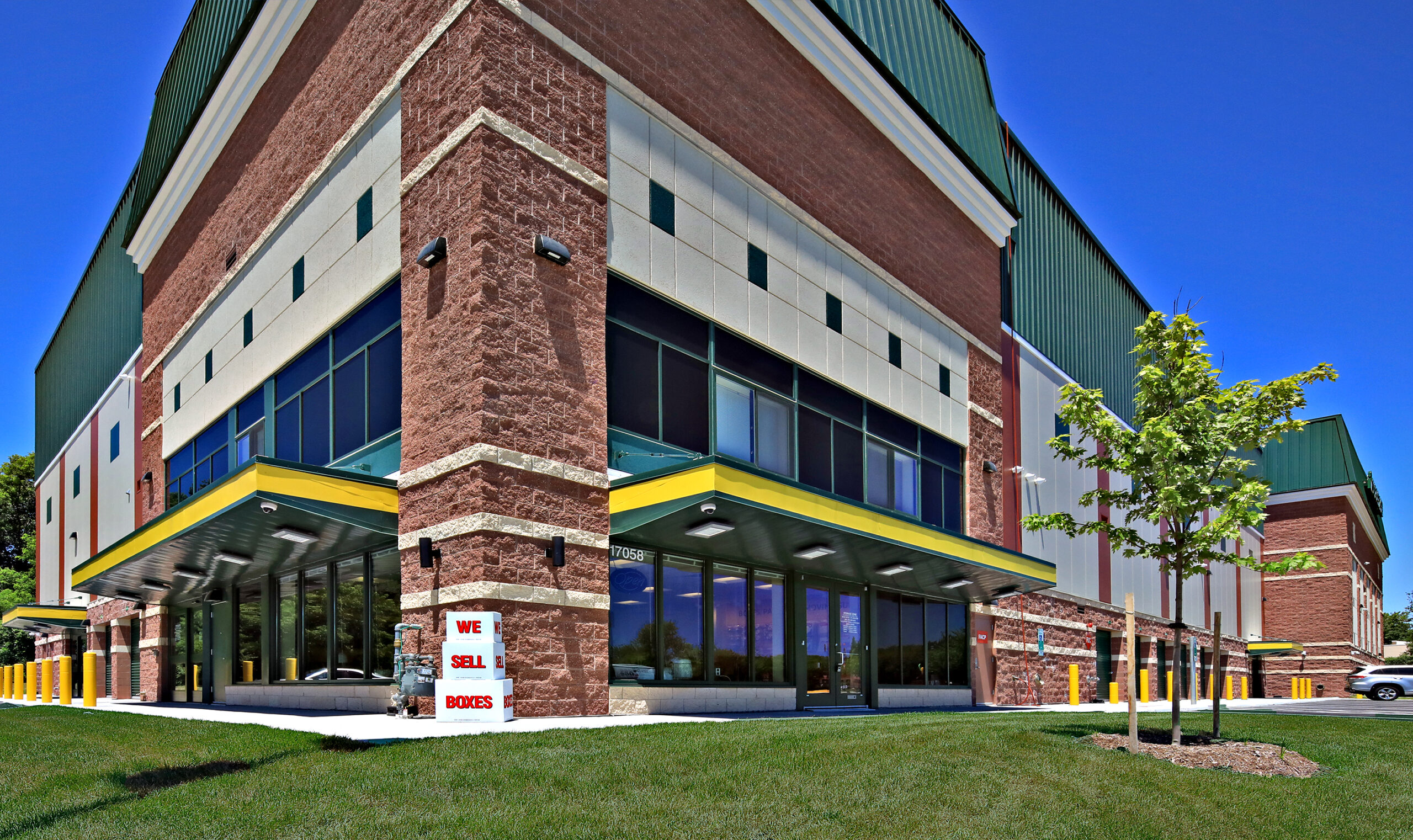 storage-zone-self-storage-8912-061119-lkg-nw