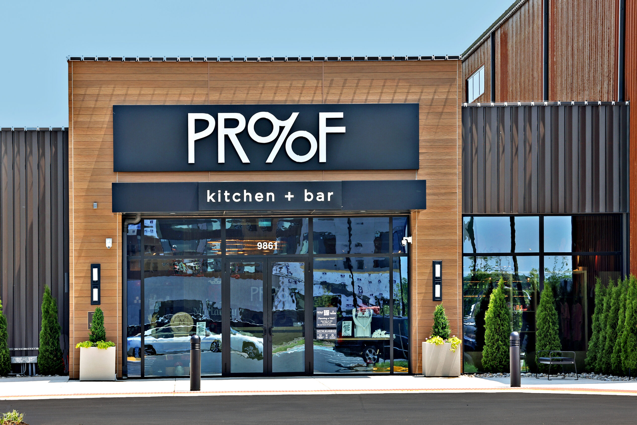 murlarkey-ext-5111-060425-lkg-e-at-proof-kitchen-and-bar
