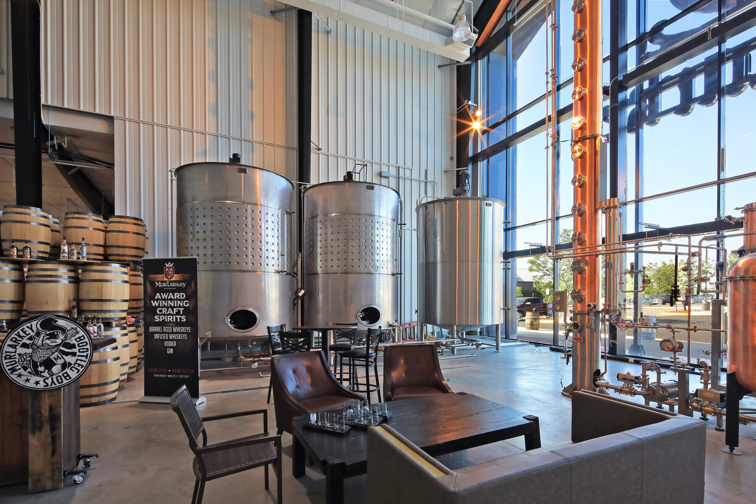 murlarkey-int-4348-060425-lkg-sw-in-the-distillery