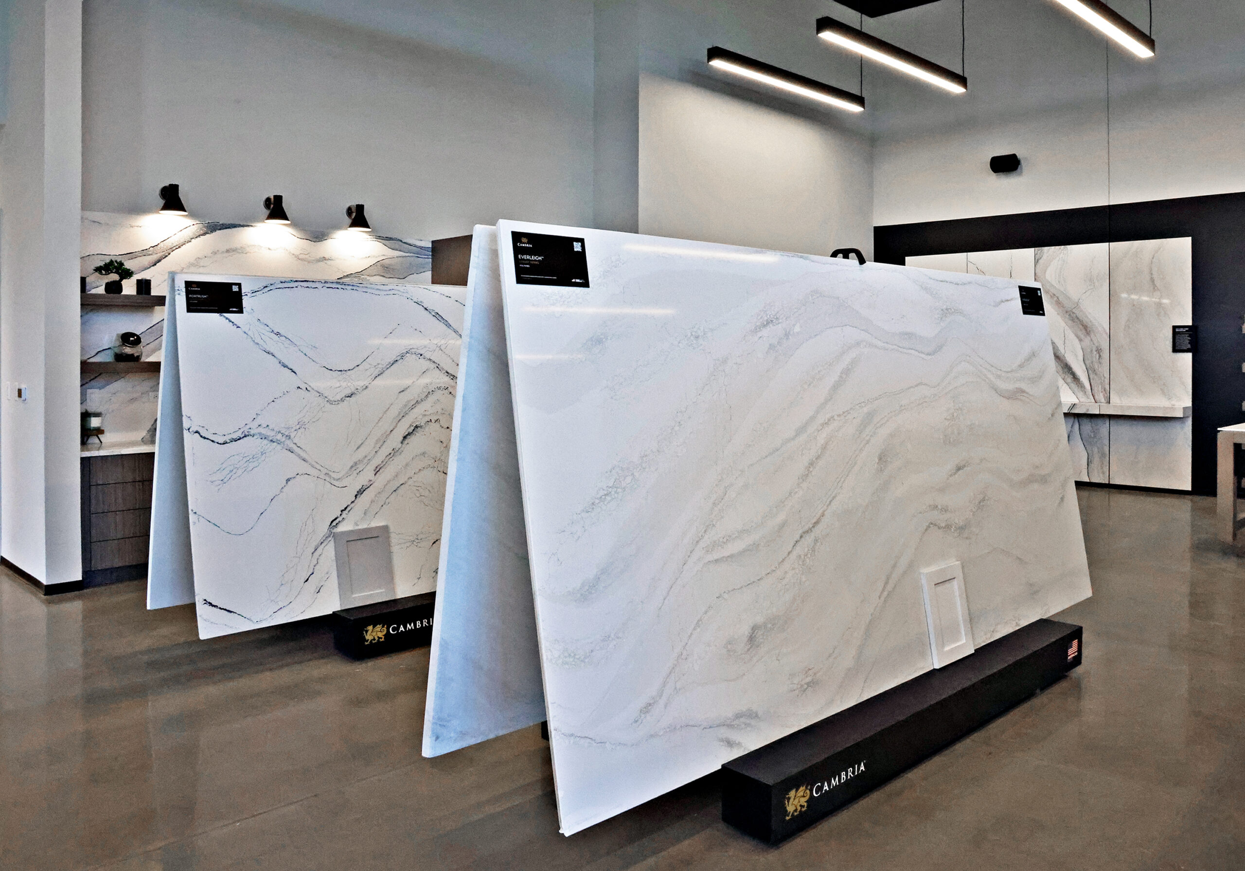 cambria-int-8637-061224-lkg-se-at-cambrai-panel-displays