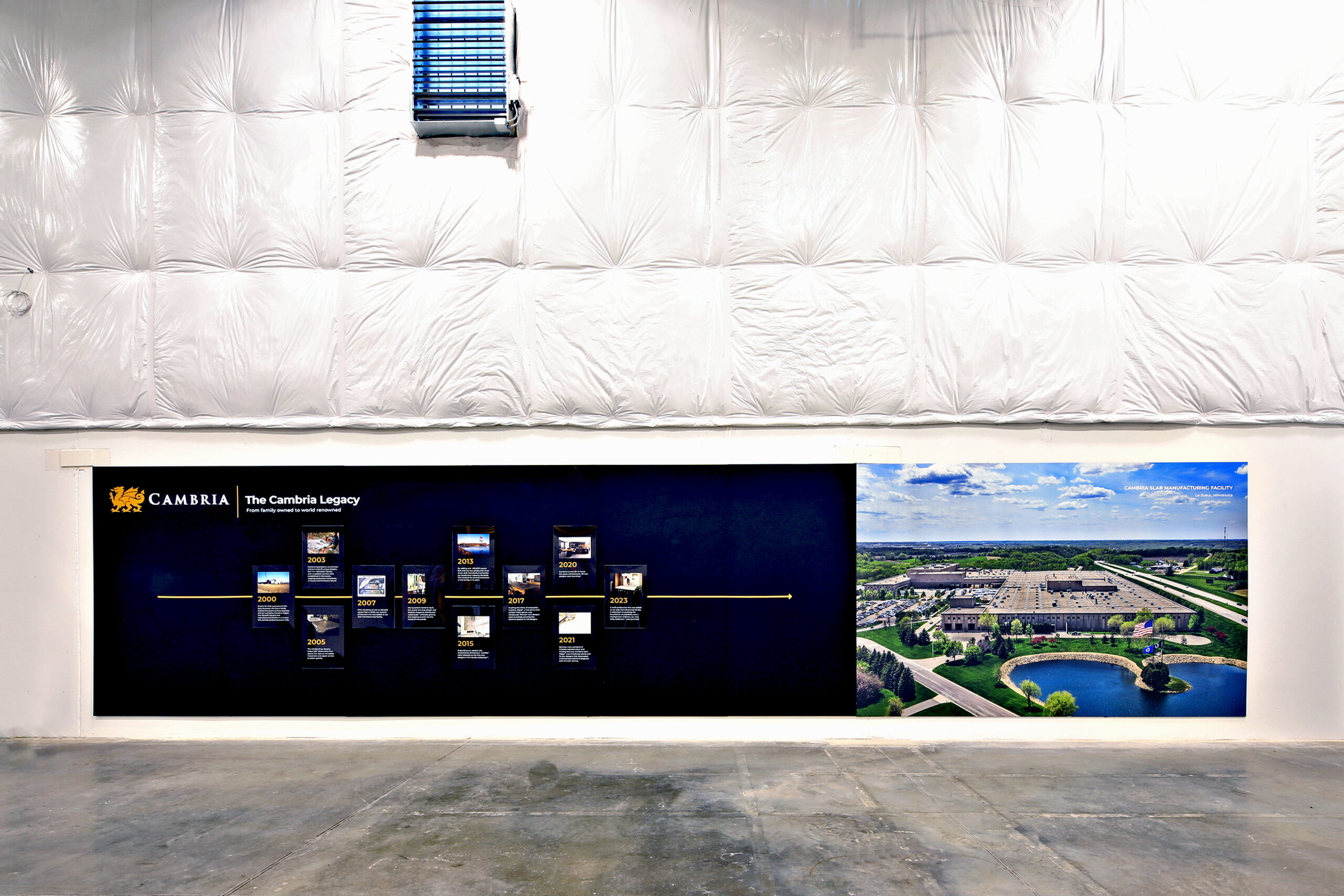 cambria-int-8668-061224-lkg-w-at-the-history-panel-in-the-warehouse