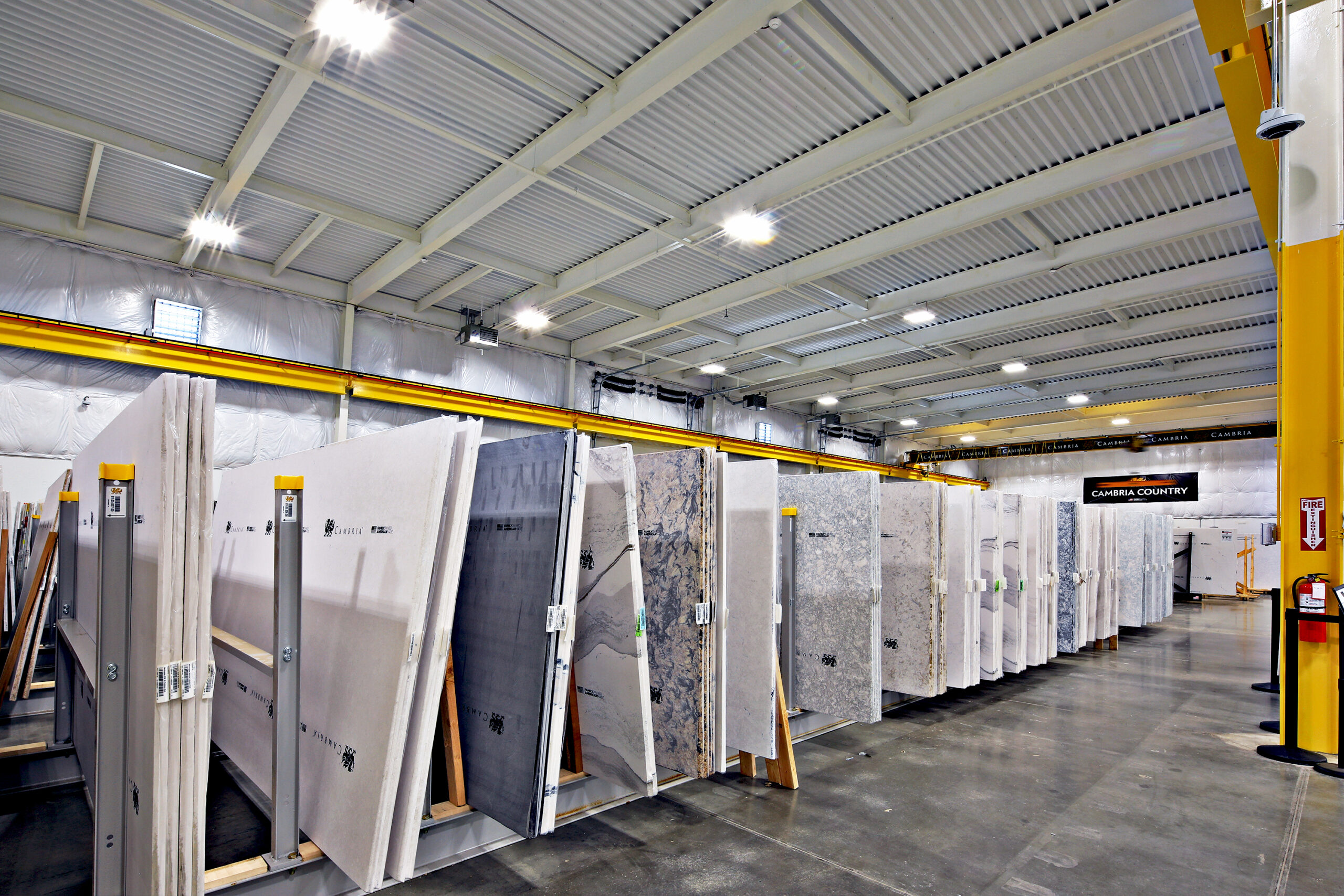 cambria-int-8672-061224-lkg-se-at-the-stockage-in-the-warehouse